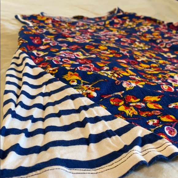 Lee Navy Blue with Floral Print and Stripes Sleeveless Top Vacation Size XL - Picture 3 of 5